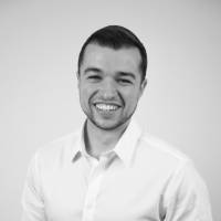 Professional Headshot of Ian Broadie